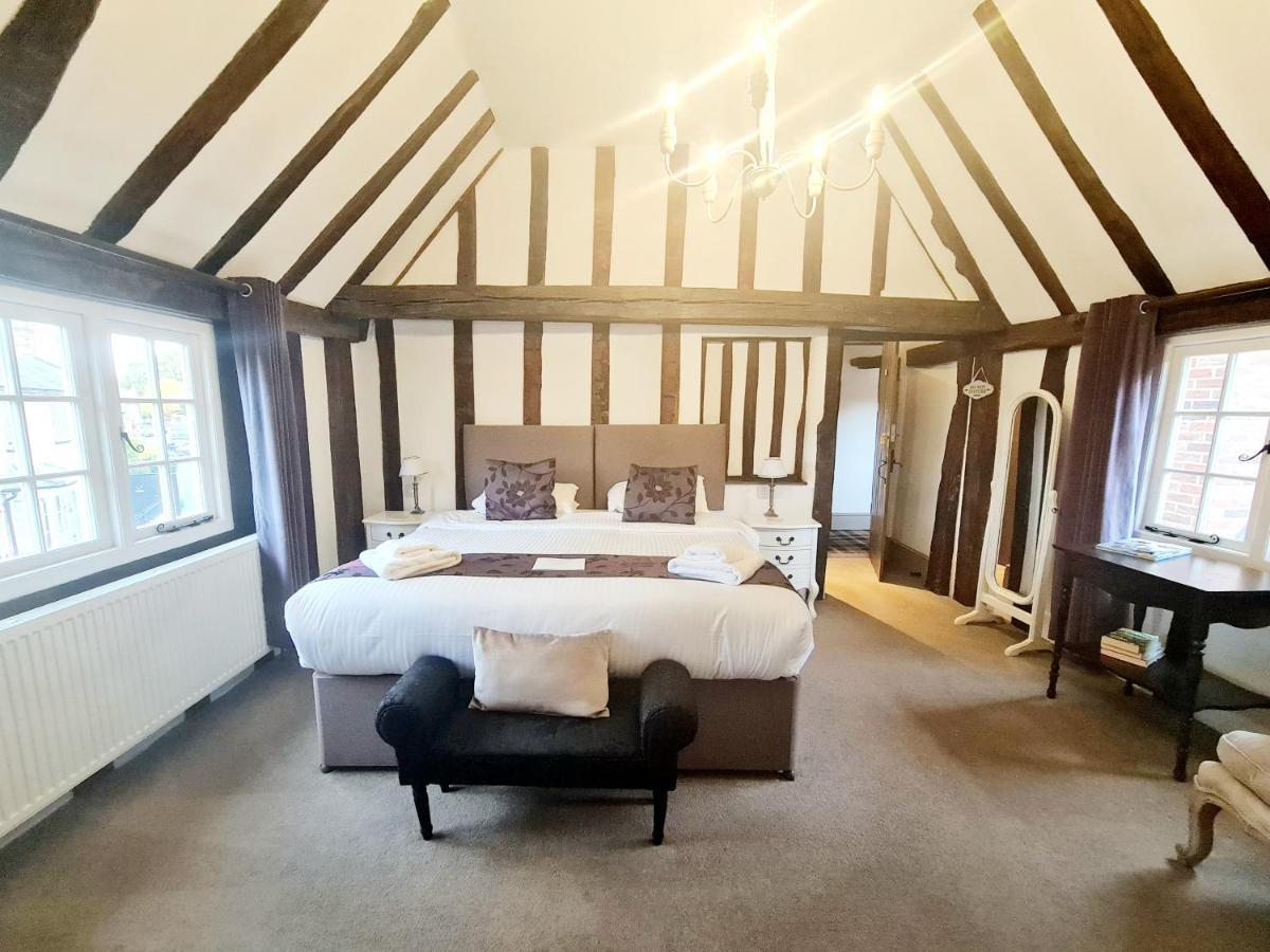The Harvard Inn Stock Ngoại thất bức ảnh