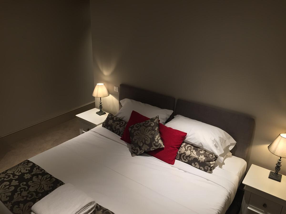 The Harvard Inn Stock Ngoại thất bức ảnh